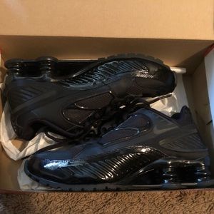 Nike Shox Enigma 9000 triple black - Like New